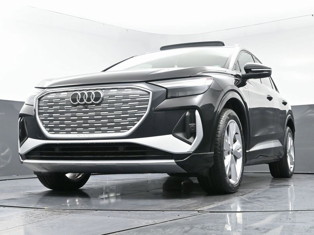 Used 2023 Audi Q4 e-tron Premium w/ Convenience Package image 49