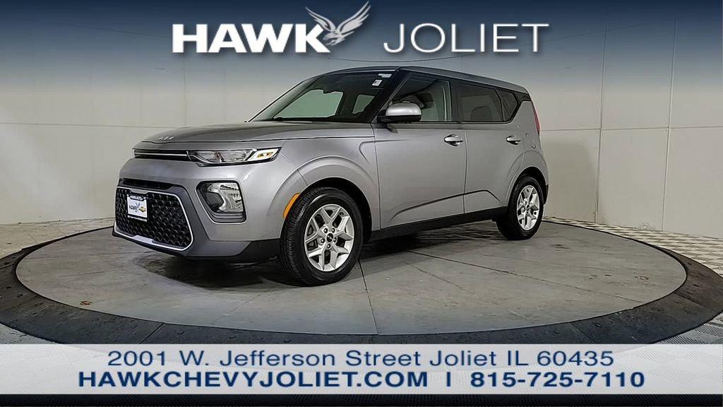 Used 2022 Kia Soul LX w/ Technology Package image 4