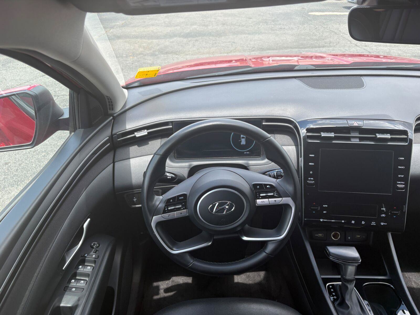 Used 2023 Hyundai Tucson SEL w/ Convenience Package FWD image 21