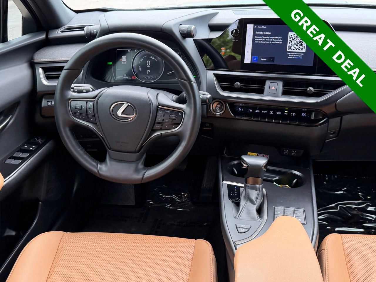 Used 2024 Lexus UX 250h FWD w/ Premium Package image 13