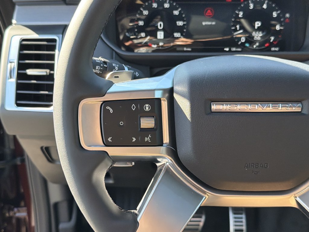 New 2026 Land Rover Discovery Limited Edition AWD/4WD image 23