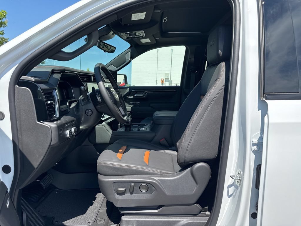 New 2026 GMC Sierra 1500 AT4 w/ AT4 Premium Package AWD/4WD image 15