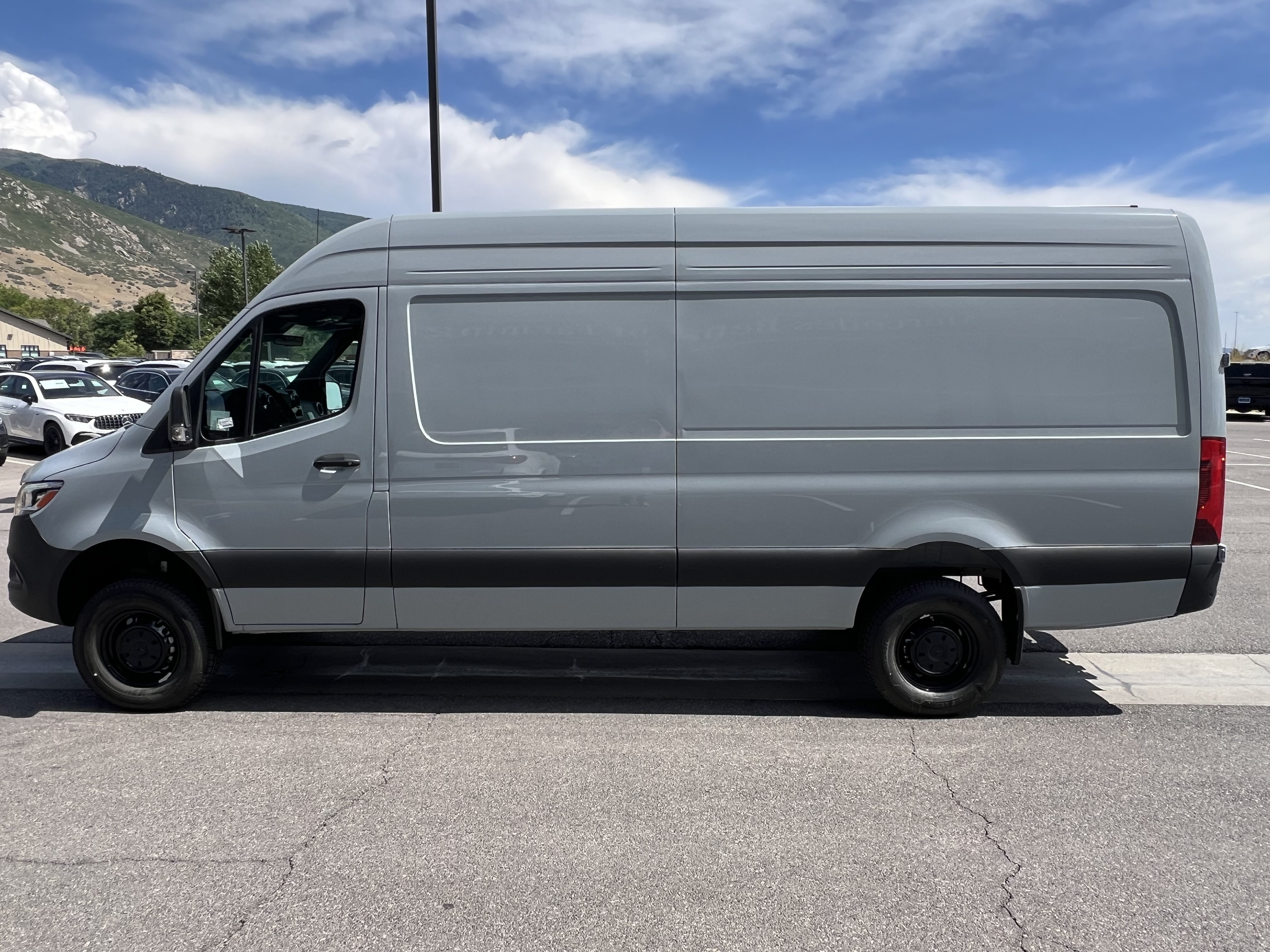 New 2026 Mercedes-Benz Sprinter 2500 image 8