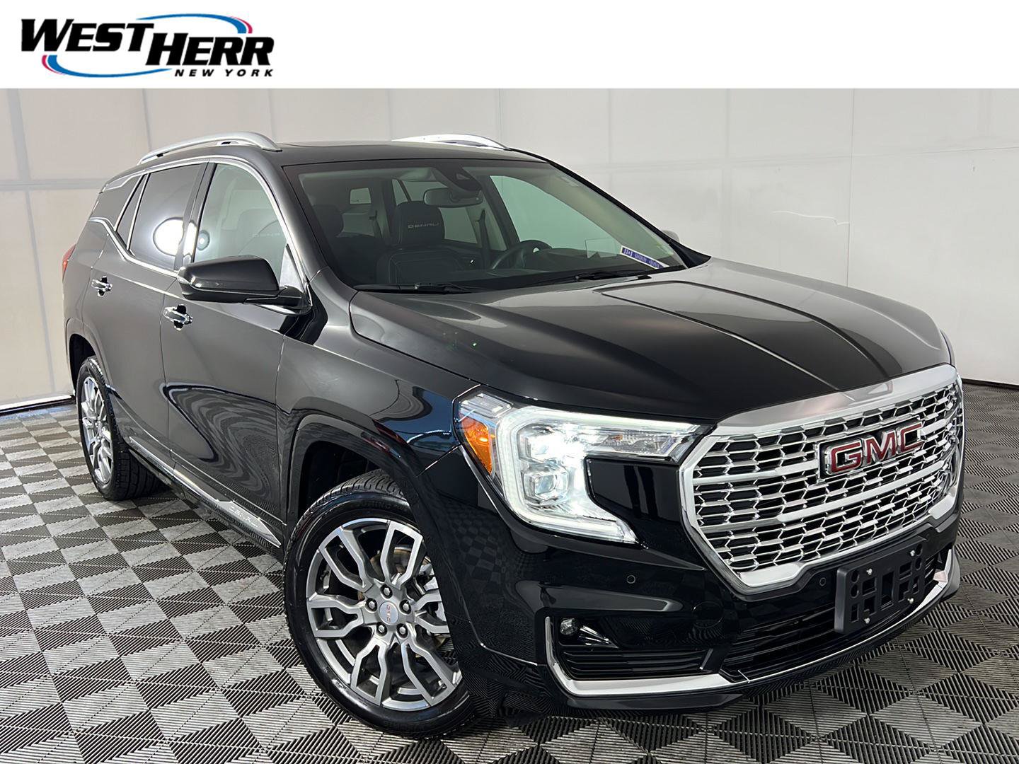 Used 2023 GMC Terrain Denali