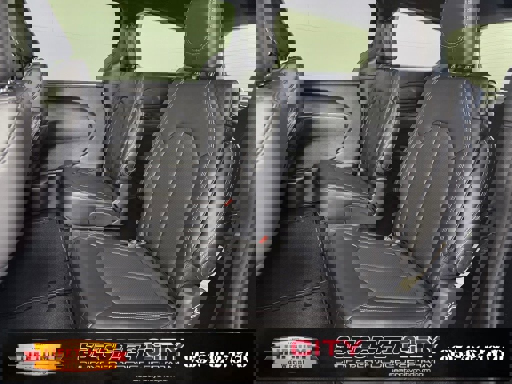 New 2026 Chrysler Voyager LX image 26