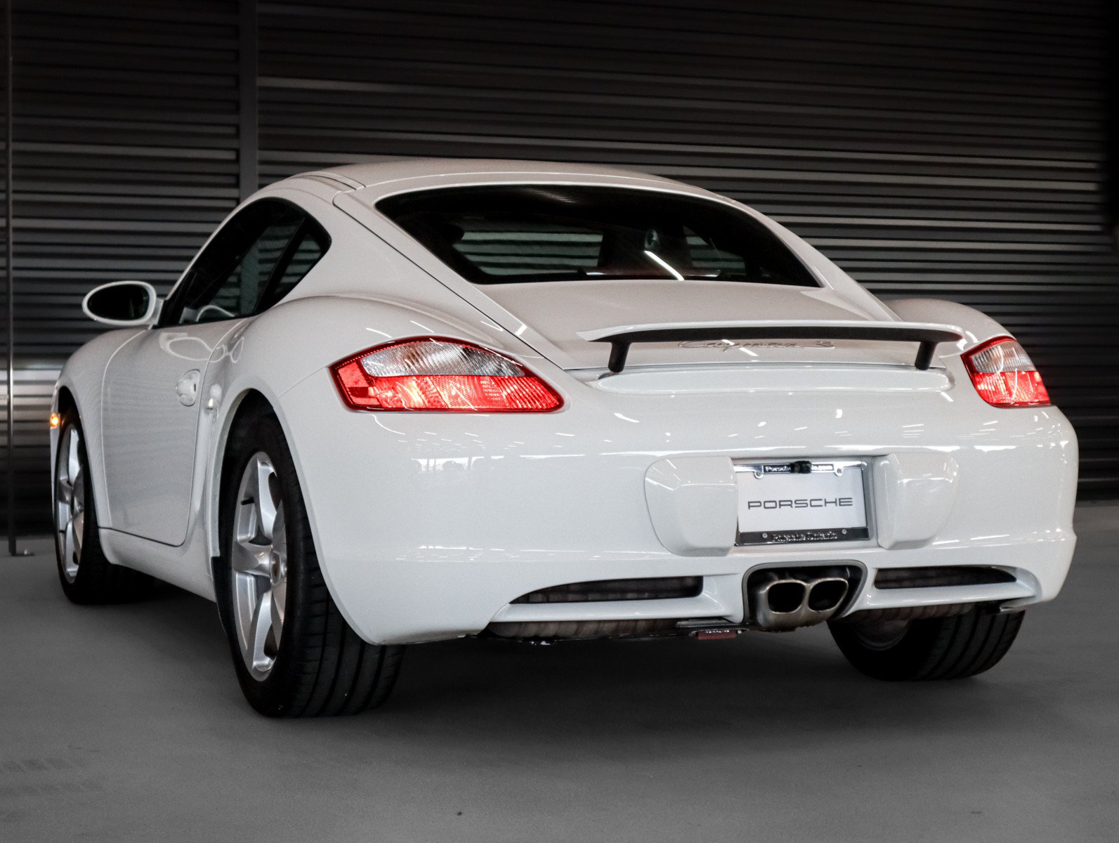 Used 2006 Porsche Cayman S RWD image 3