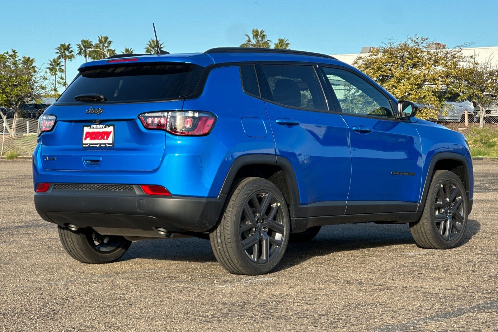 New 2026 Jeep Compass Latitude AWD/4WD image 4