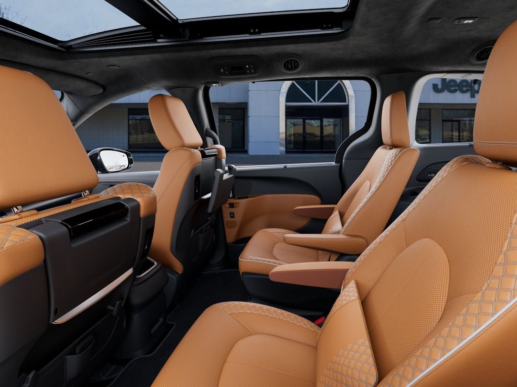 New 2026 Chrysler Pacifica Pinnacle FWD image 25
