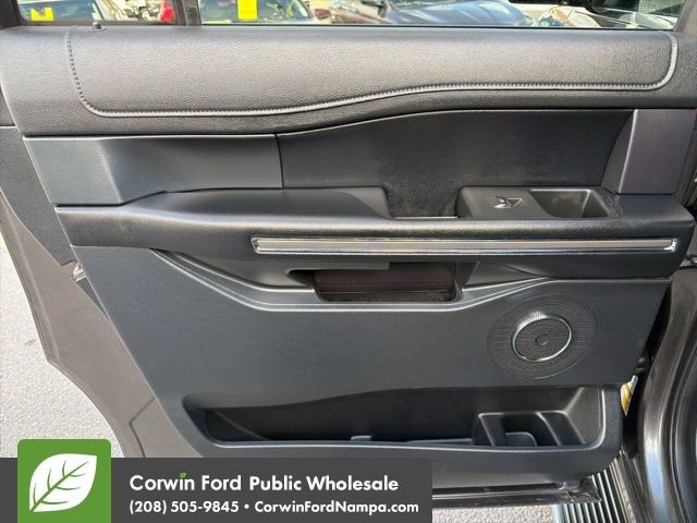 Used 2021 Ford Expedition Max XLT image 30