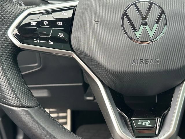 Used 2023 Volkswagen Tiguan SEL R-Line AWD/4WD image 20