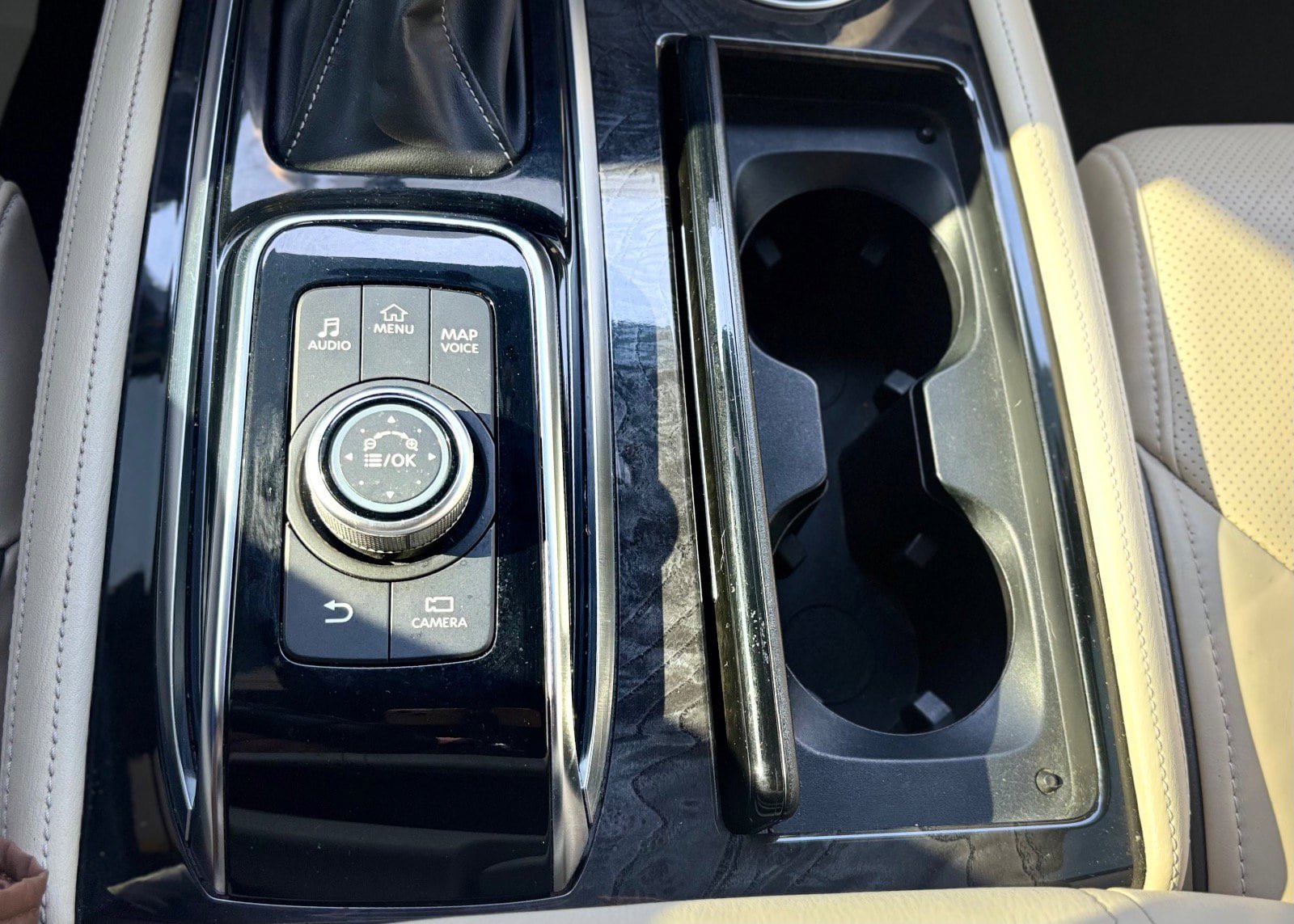 Used 2022 INFINITI QX80 Sensory w/ Cargo Package image 76