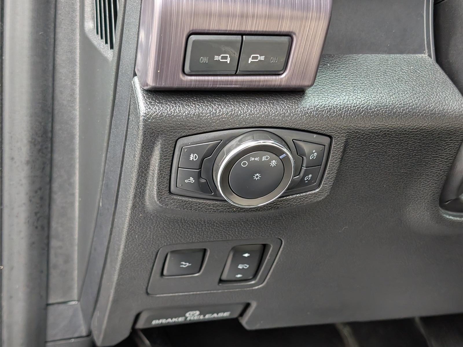 Used 2021 Ford F250 Limited AWD/4WD image 24