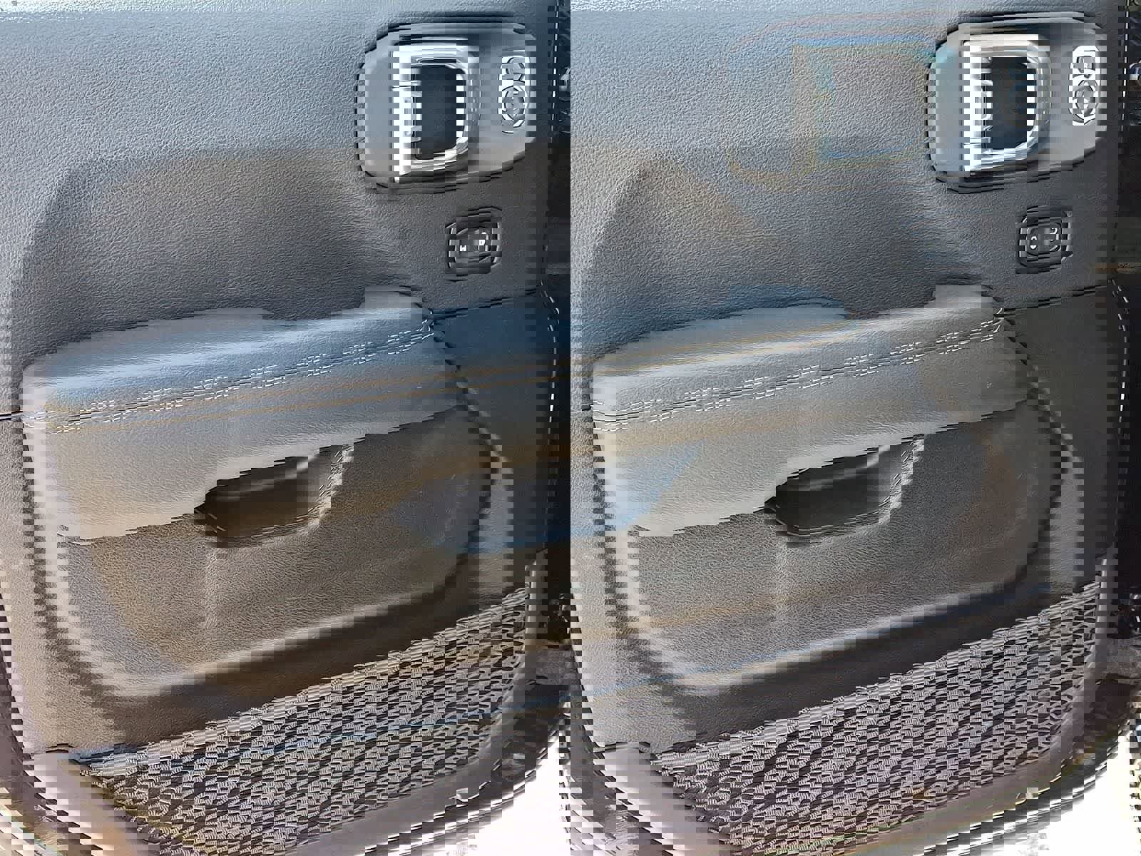 Used 2023 Jeep Gladiator Overland image 28