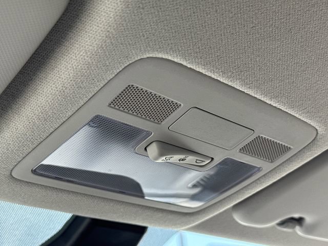 New 2026 Hyundai Venue SE FWD image 24