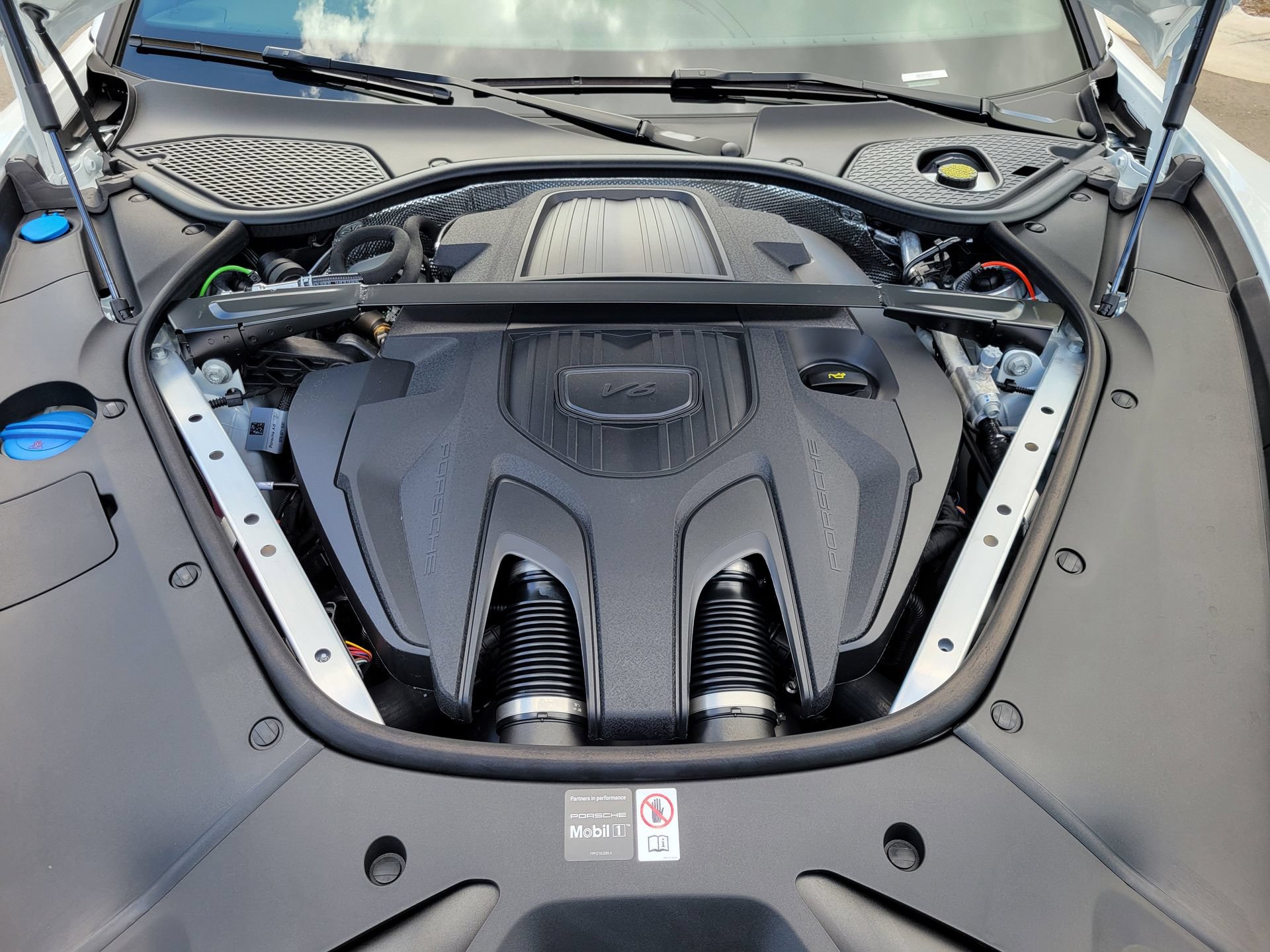 New 2026 Porsche Panamera RWD image 31