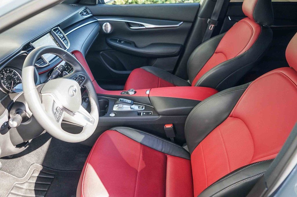 Certified 2023 INFINITI QX50 Sport image 17