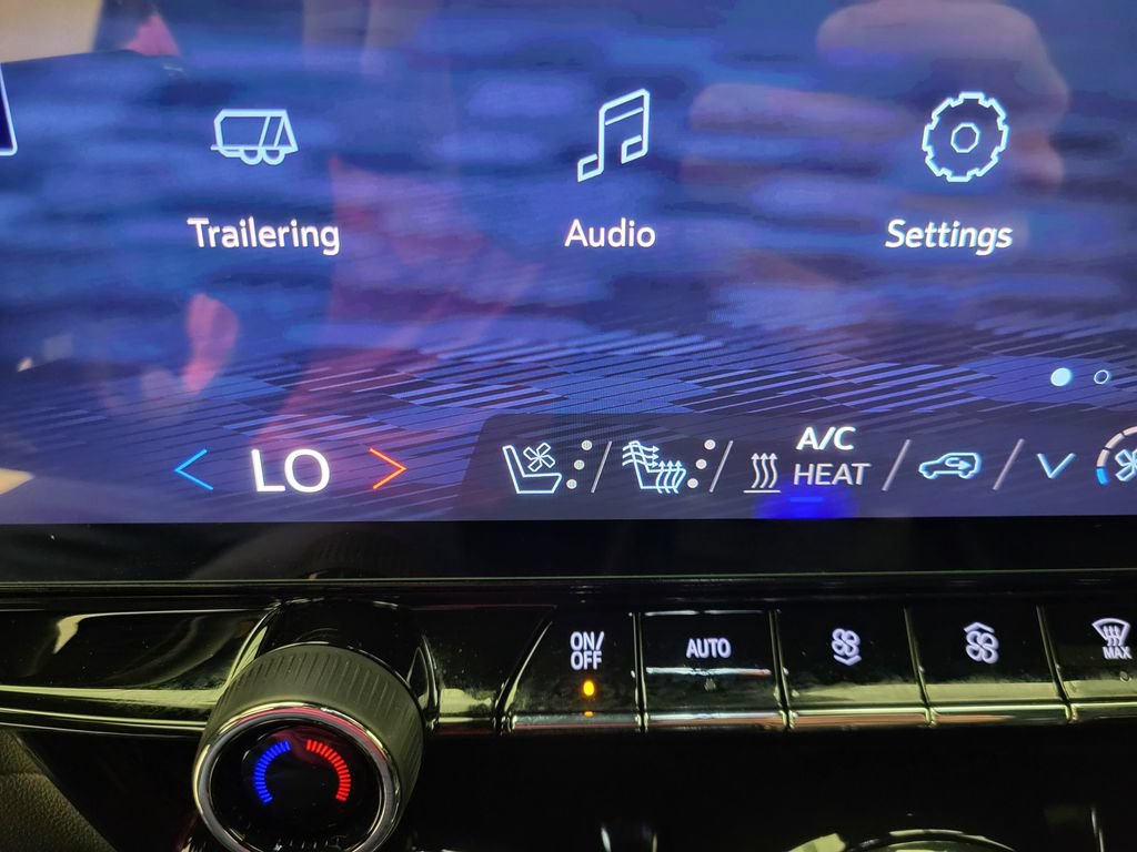 New 2026 Chevrolet Blazer EV RS AWD/4WD image 13