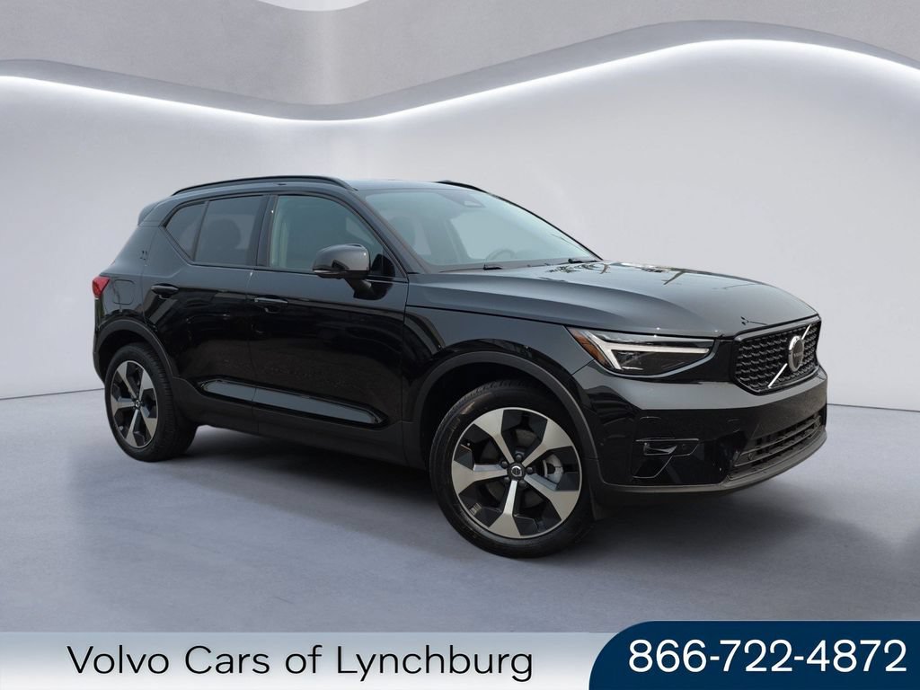 New 2026 Volvo XC40 B5 Plus w/ Protection Package Premier