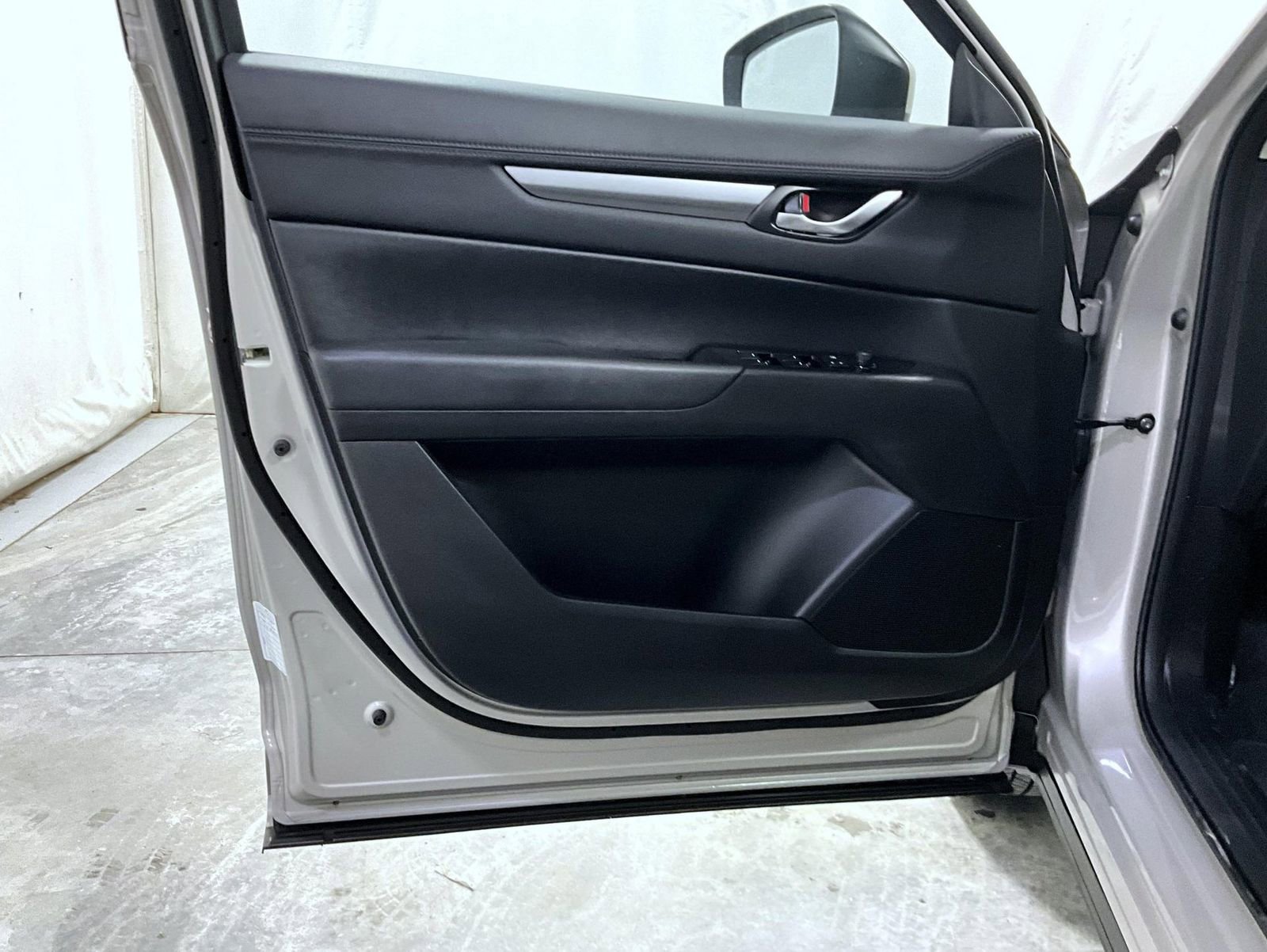 Certified 2025 MAZDA CX-5 AWD 2.5 S w/ Preferred Package image 10