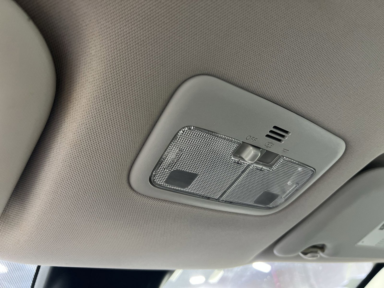 Used 2017 Toyota Corolla SE image 34