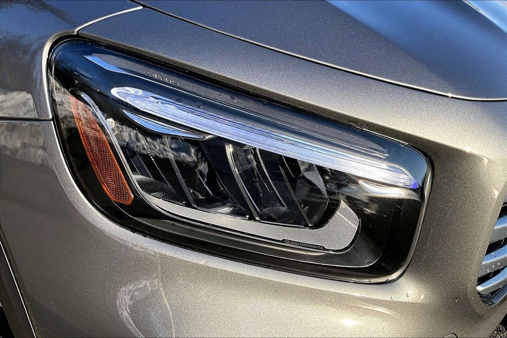 Used 2026 Mercedes-Benz GLB 250 4MATIC image 31