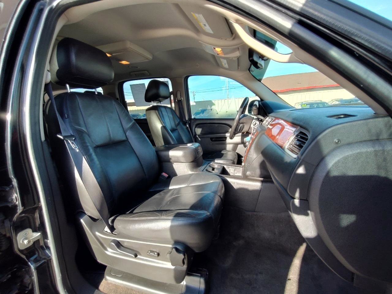 Used 2011 Chevrolet Suburban LT w/ Regional Value Package image 37