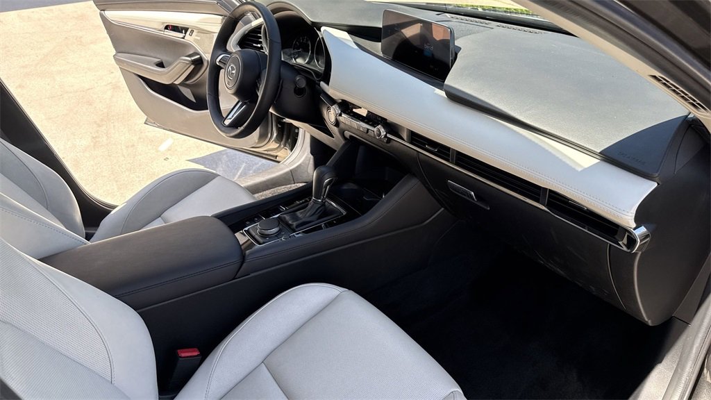 Used 2024 MAZDA MAZDA3 2.5 Turbo Sedan w/Premium Plus image 33