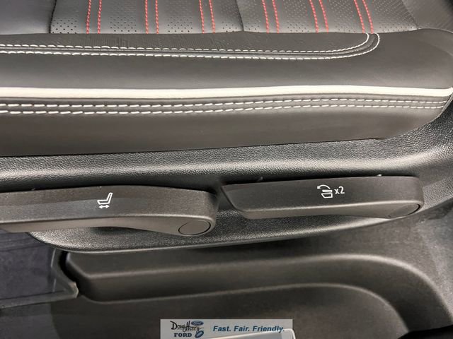 Used 2025 GMC Yukon XL AT4 Ultimate image 31