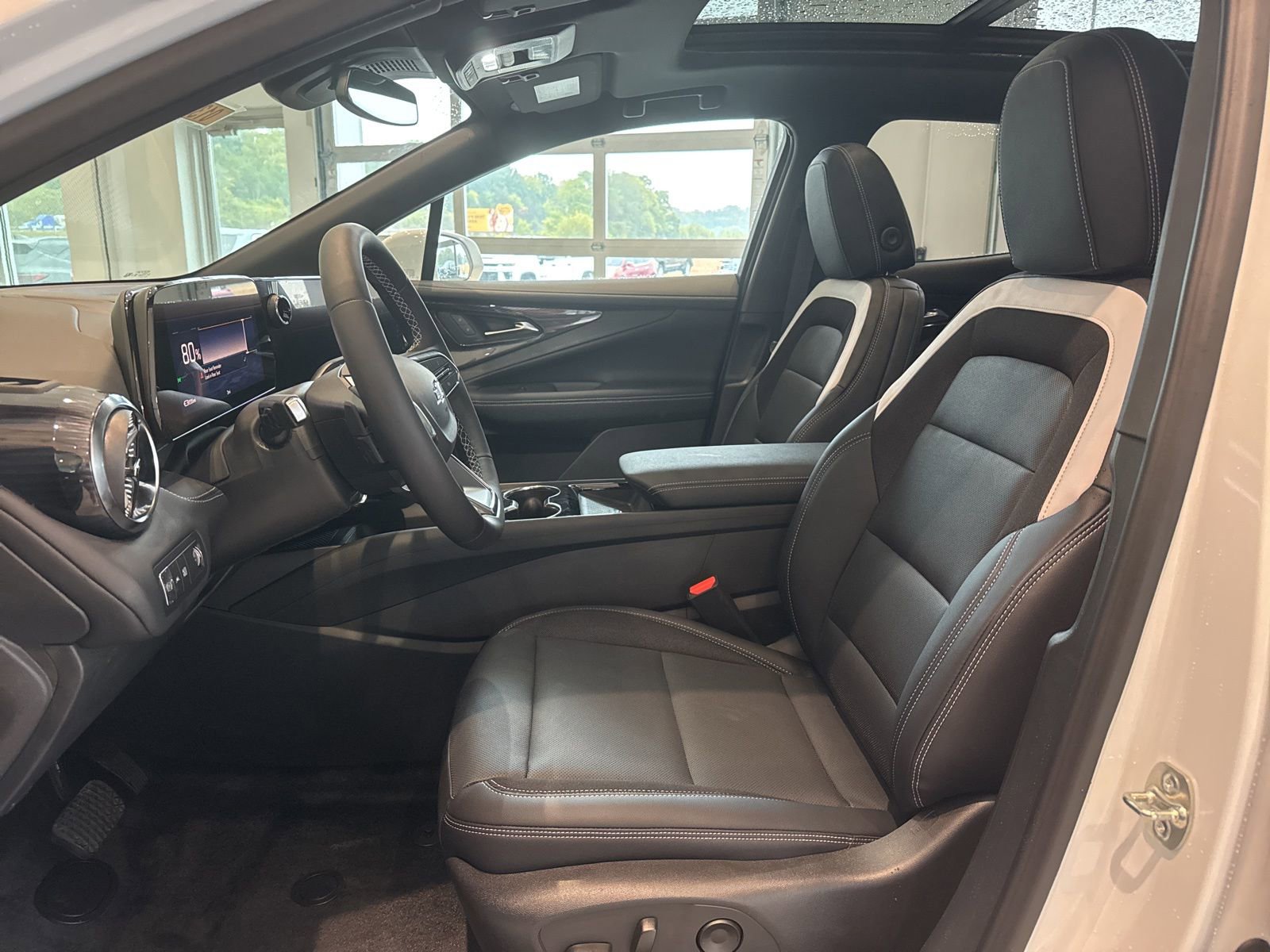 New 2026 Chevrolet Blazer EV LT image 18