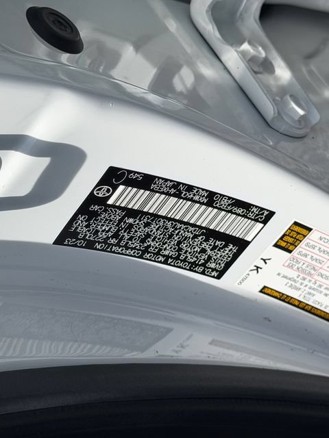 Certified 2024 Toyota Prius LE FWD image 20