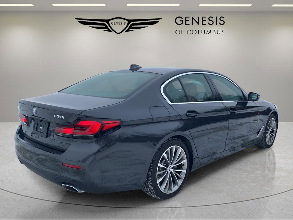 Used 2023 BMW 530i xDrive w/ Premium Package image 5