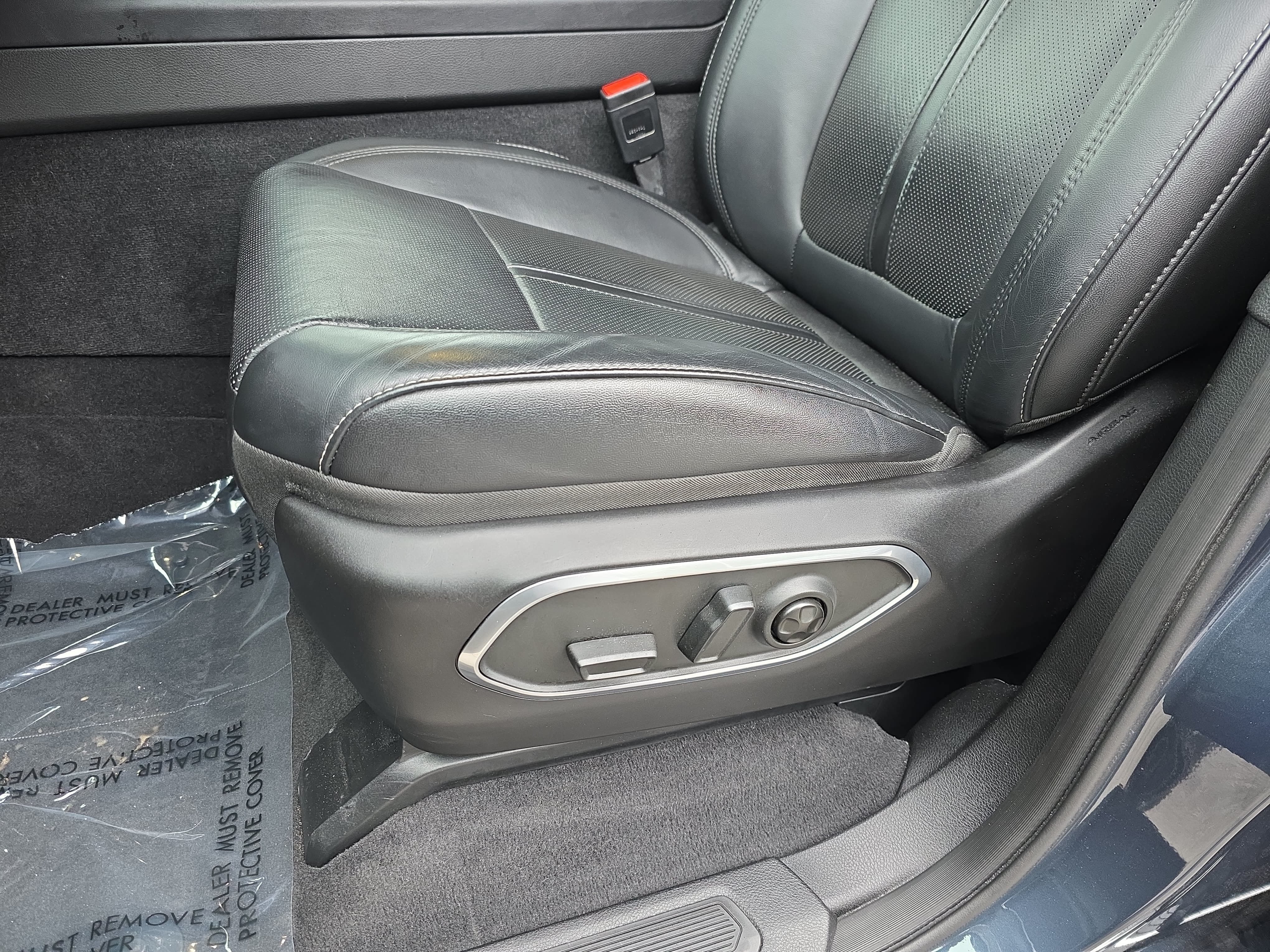 Certified 2024 Jeep Wagoneer 4WD w/ Premium Group I image 27