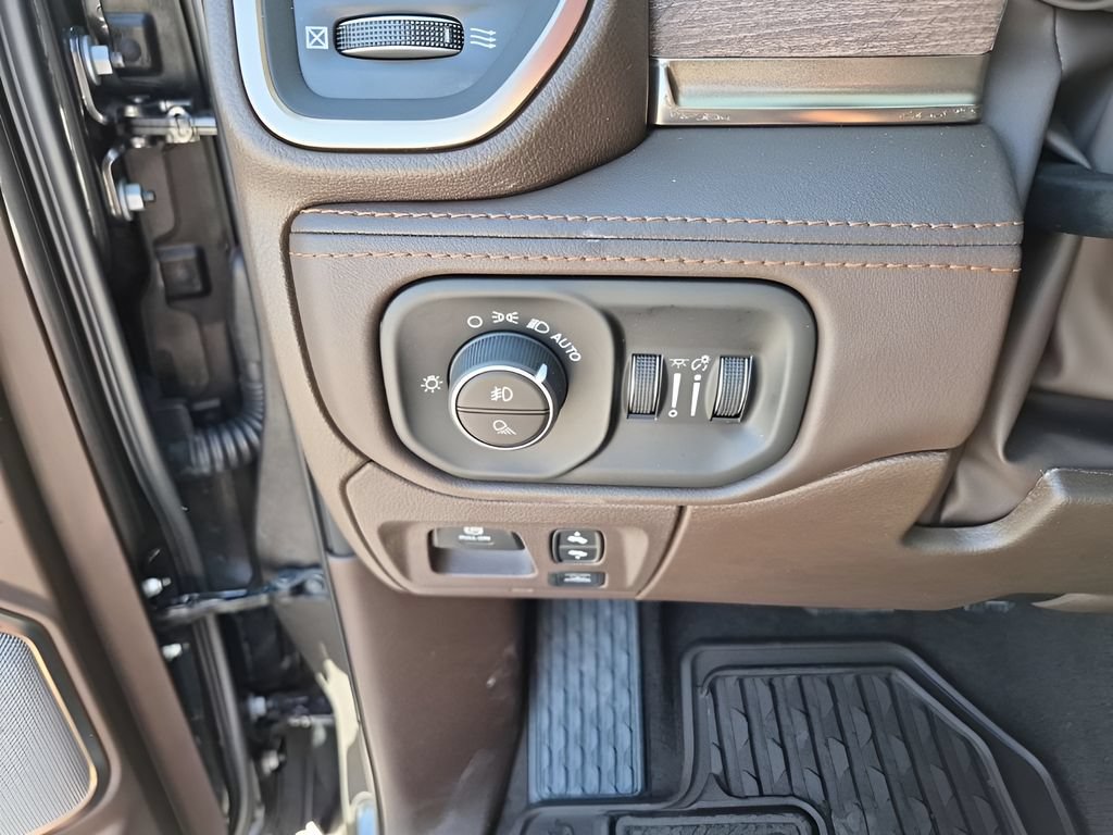 New 2026 RAM 1500 Limited AWD/4WD image 41