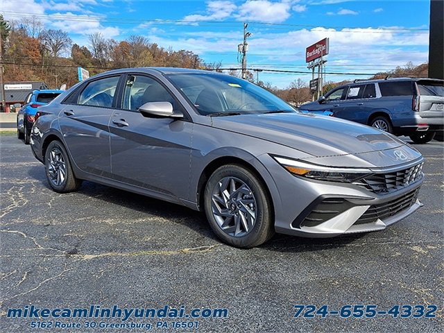 New 2025 Hyundai Elantra Blue