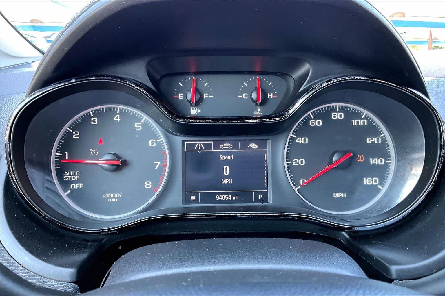 Used 2019 Chevrolet Cruze LT w/ Convenience Package FWD image 26