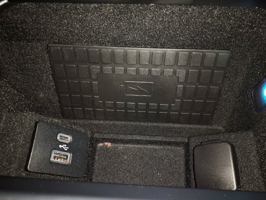 Used 2021 Lincoln Navigator Reserve w/ Luxury Package RWD image 25