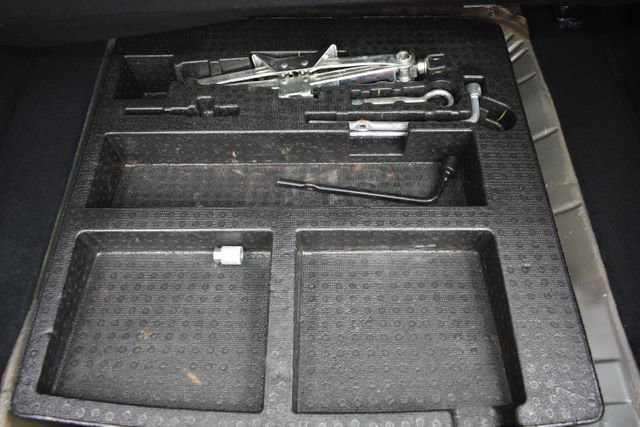 Used 2018 Honda HR-V EX image 37