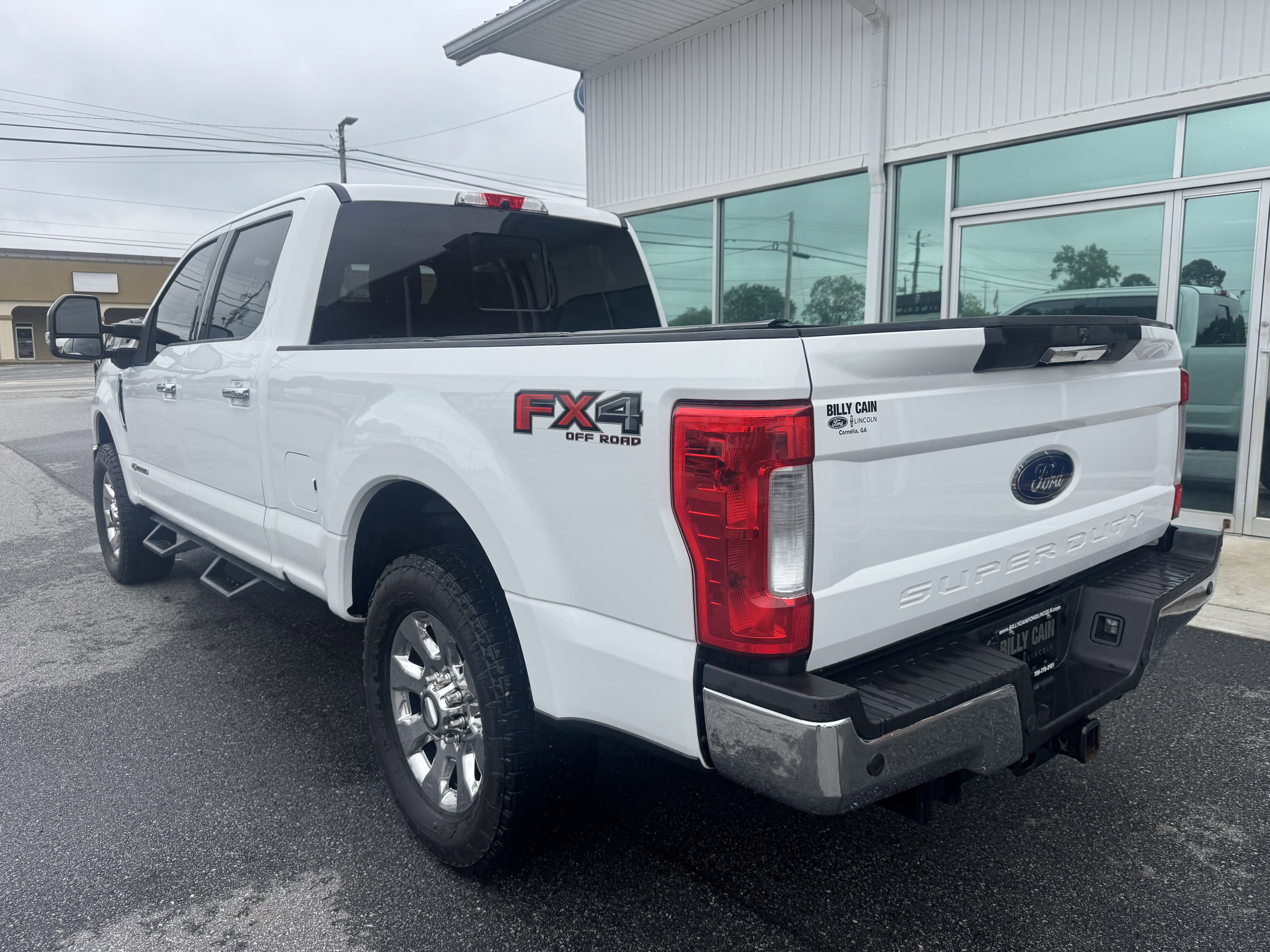 Used 2017 Ford F250 Lariat w/ Chrome Package AWD/4WD image 2