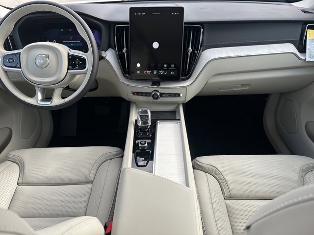 New 2026 Volvo XC60 B5 Ultra w/ Protection Package Premier image 11