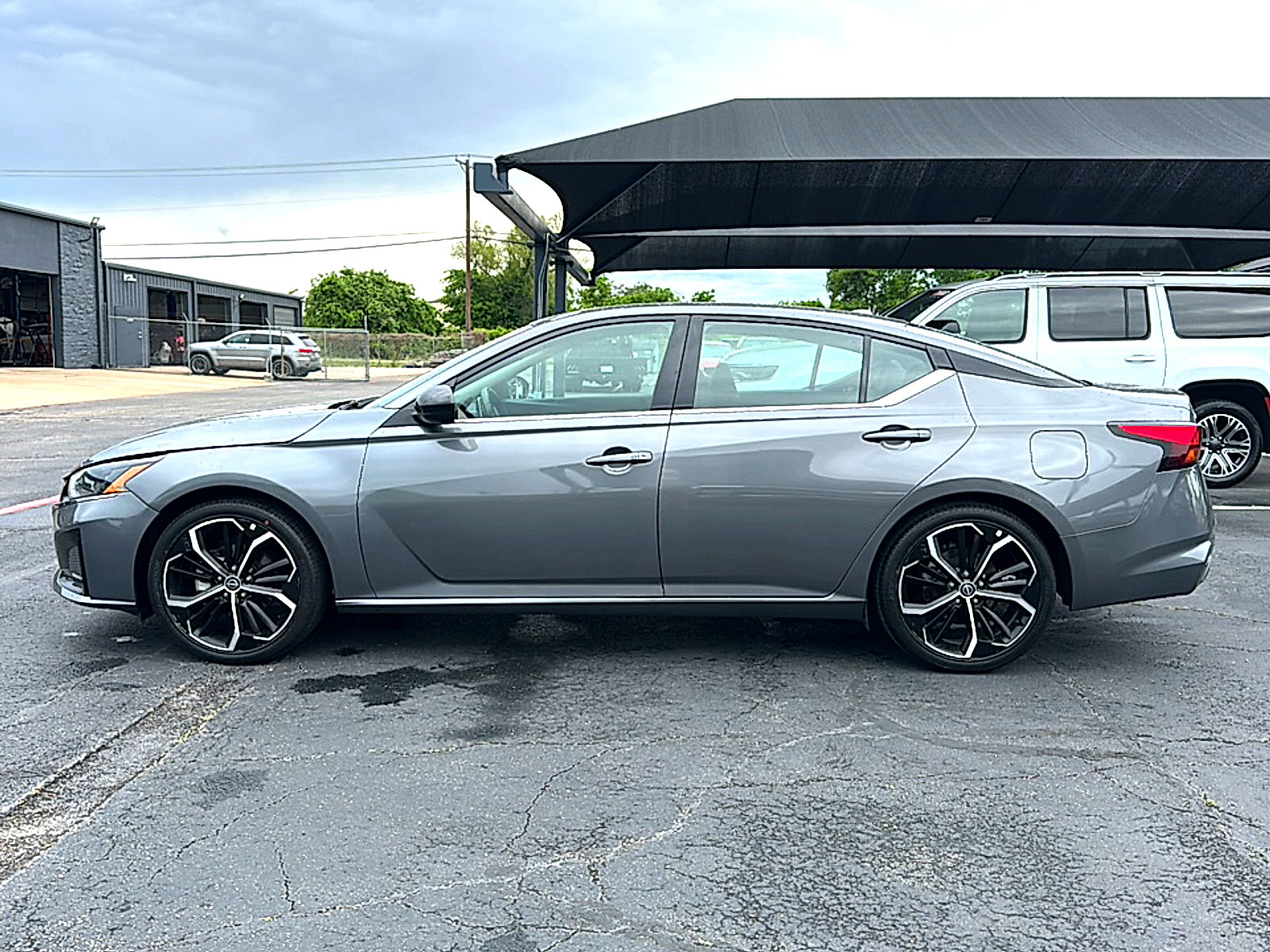 Used 2024 Nissan Altima 2.5 SR image 5