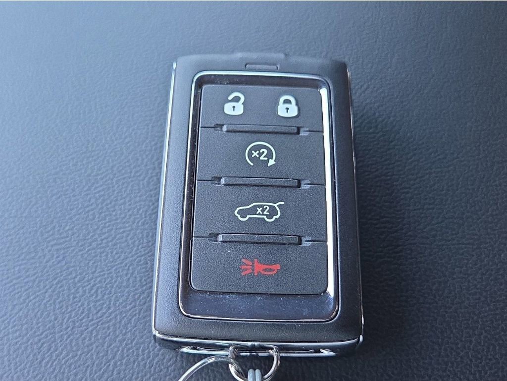 New 2025 Jeep Grand Cherokee Limited image 31