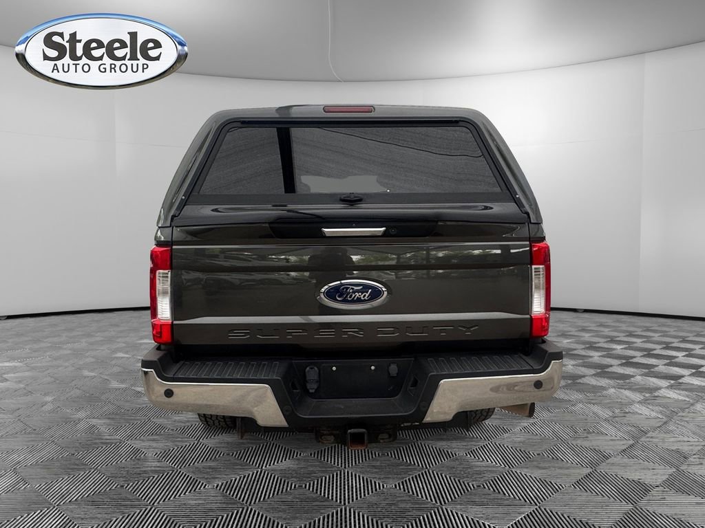 Used 2018 Ford F250 Lariat w/ Lariat Value Package AWD/4WD image 4