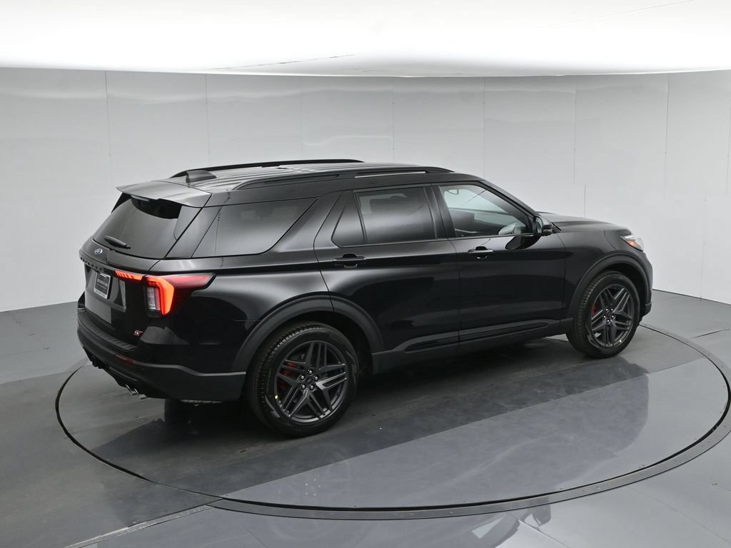 New 2026 Ford Explorer ST RWD image 42