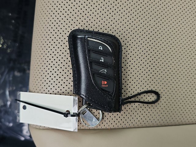 Certified 2020 Lexus ES 350 w/ Premium Package image 32