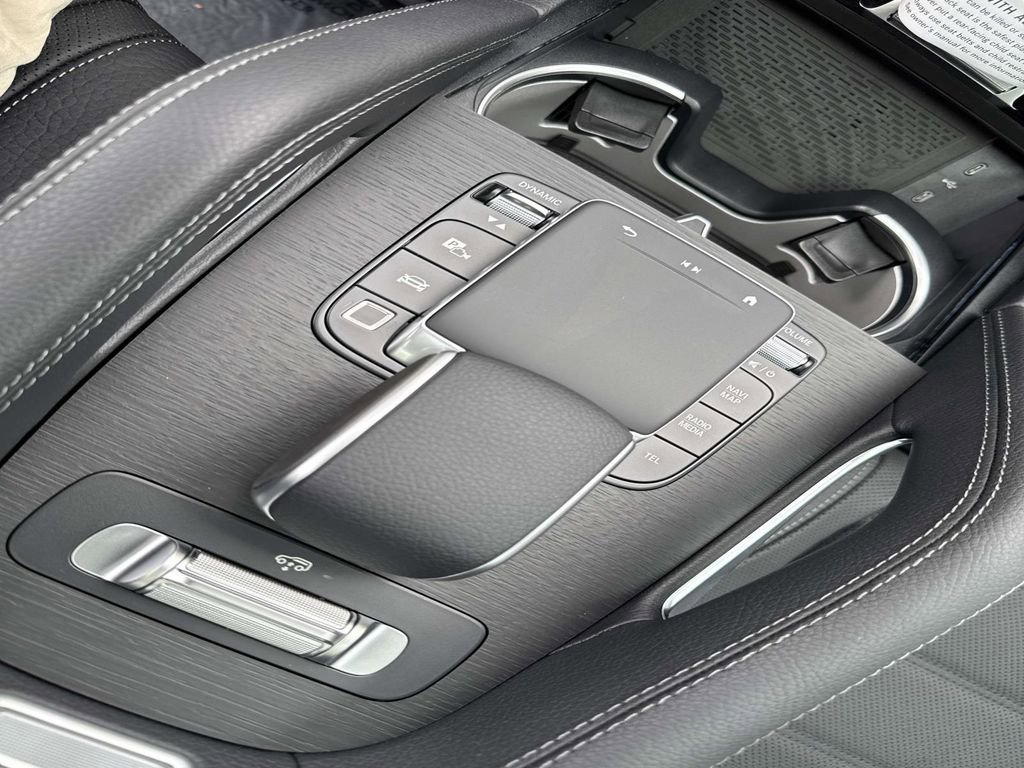 New 2026 Mercedes-Benz GLS 580 4MATIC image 25