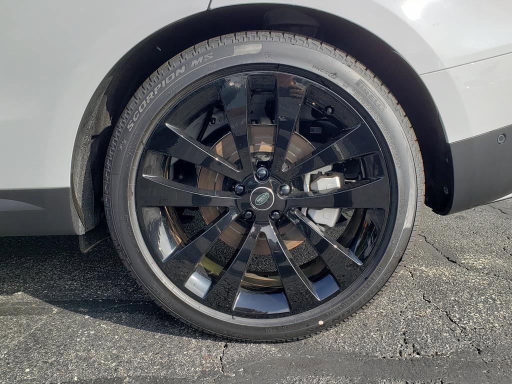 New 2025 Land Rover Range Rover Sport SE image 27