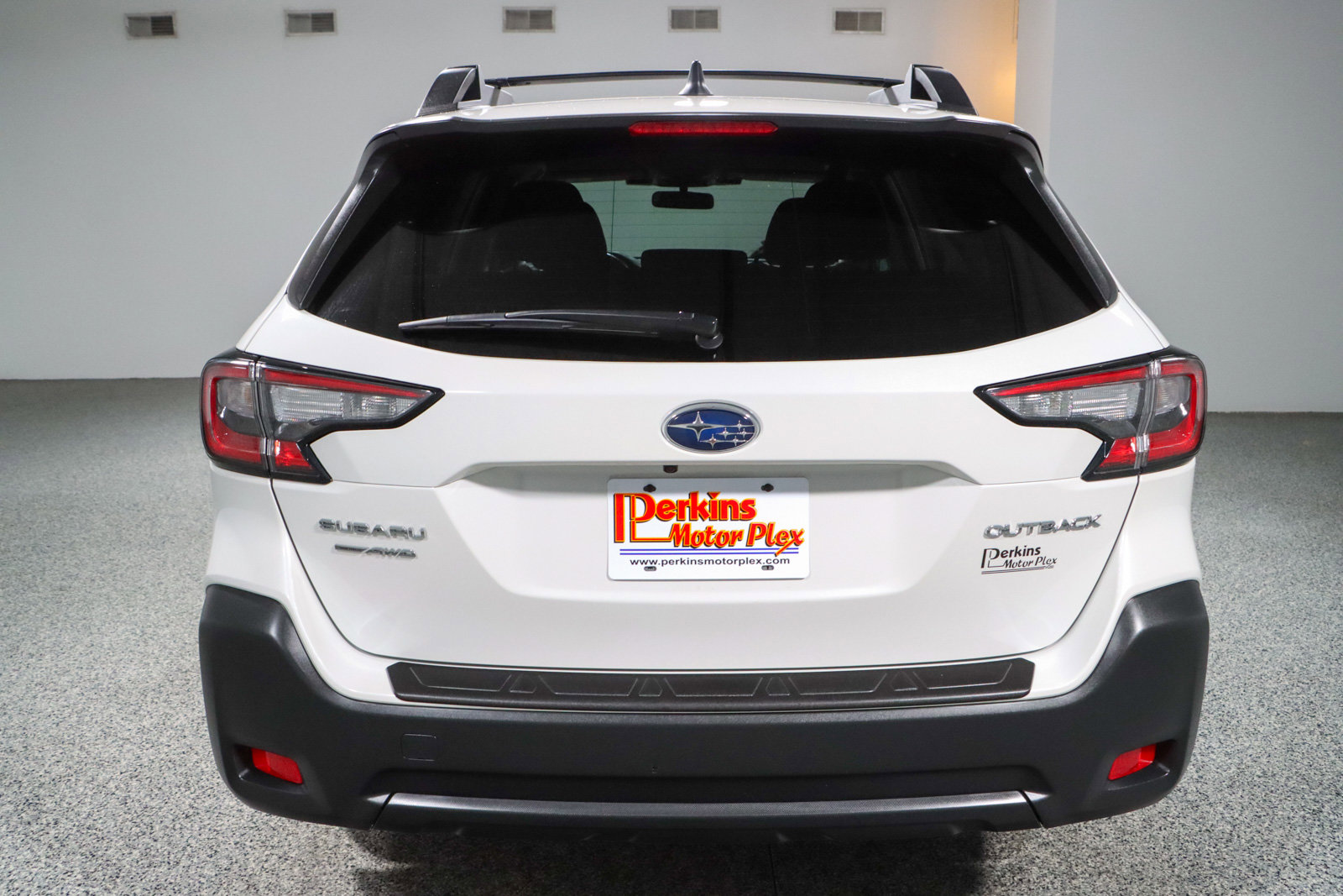Used 2025 Subaru Outback Premium AWD/4WD image 8