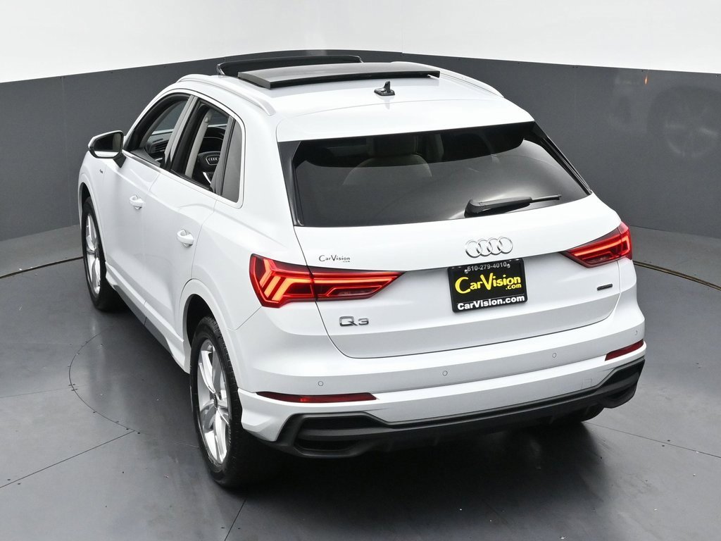 Used 2024 Audi Q3 2.0T Premium w/ Convenience Package image 48