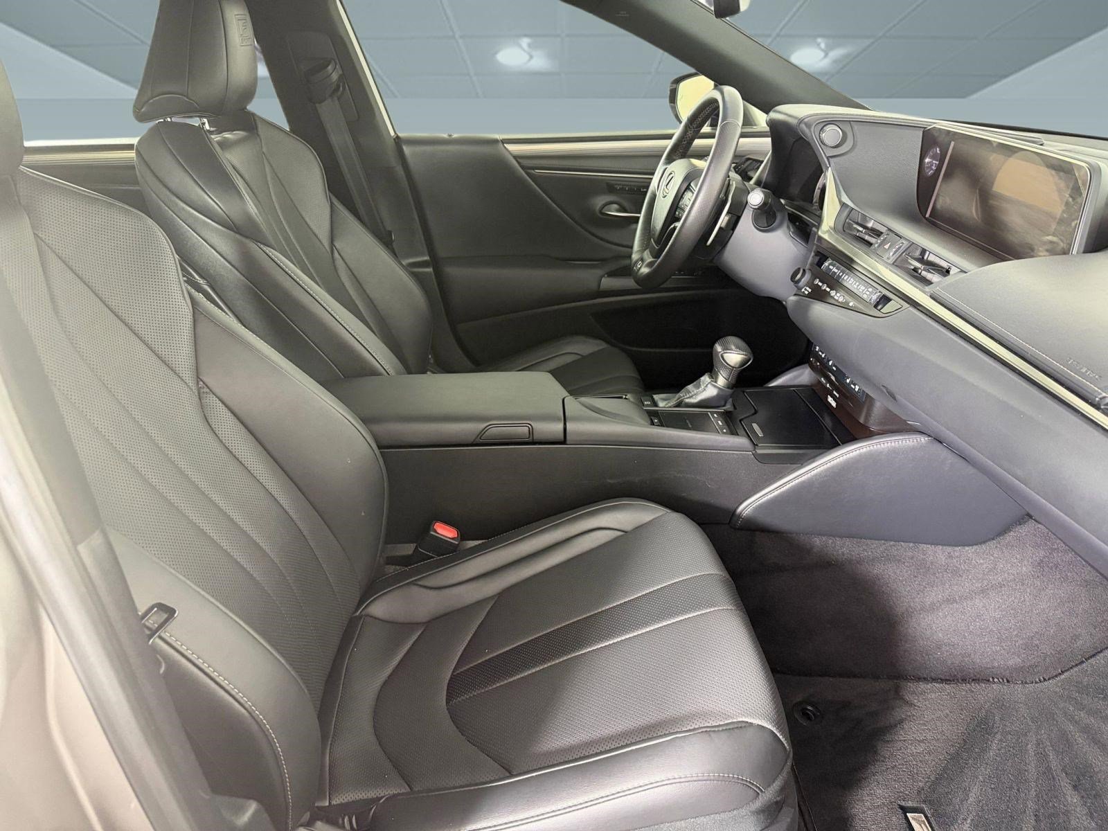 Used 2019 Lexus ES 350 F Sport w/ Accessory Package 2 image 21