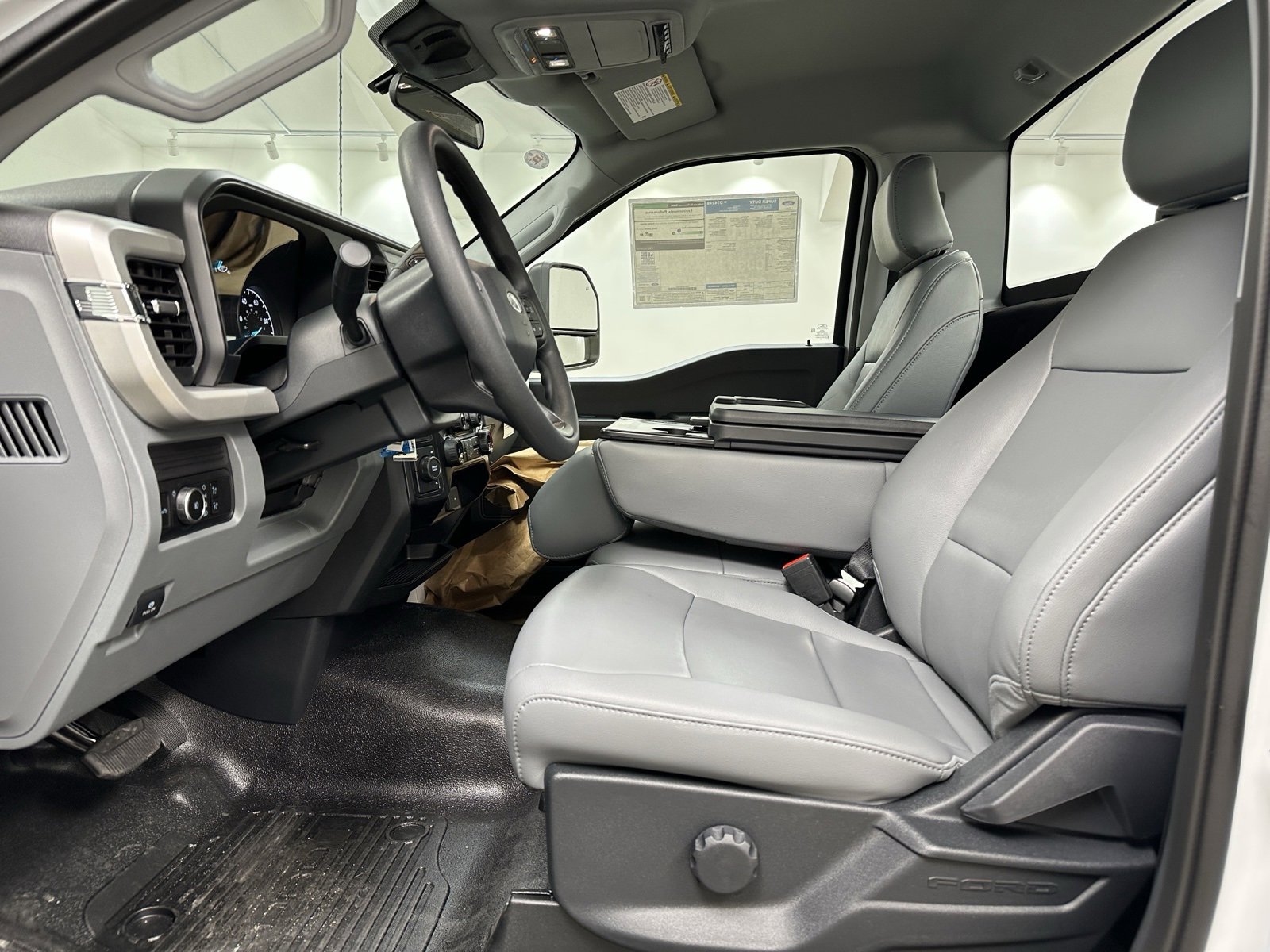 New 2025 Ford F350 XL w/ XL Chrome Package image 10